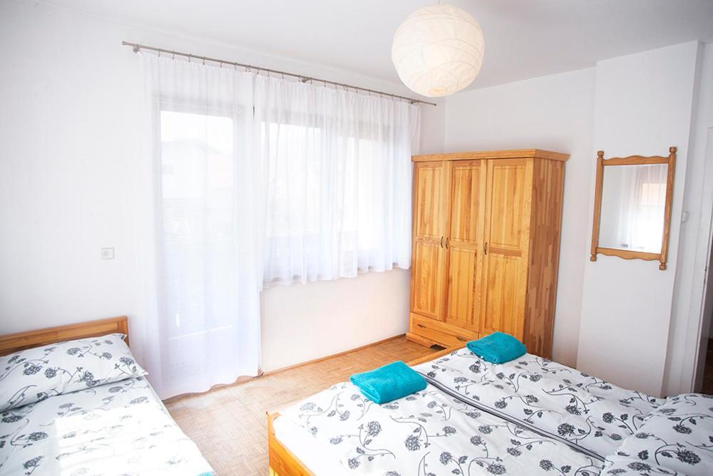 Apartamenty Chata Romana Щирк Екстер'єр фото